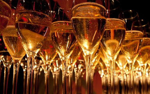 2017上半年香檳酒全球出貨量達(dá)1.14億瓶